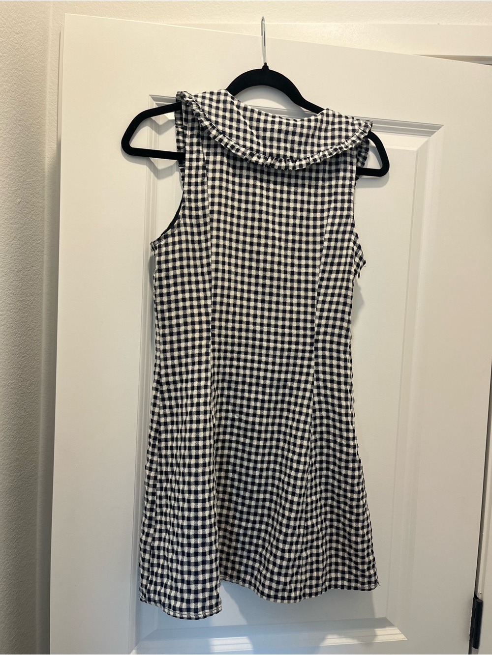 Black & White Gingham Mini Dress with Peter Pan Collar - Picture 3 of 4